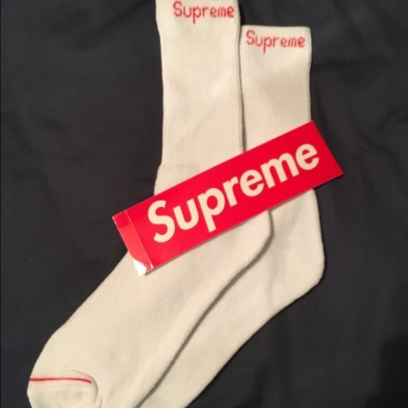 supreme socks price